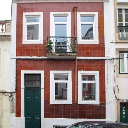 Acogedor Apartamento Con Atico En * Lissabon